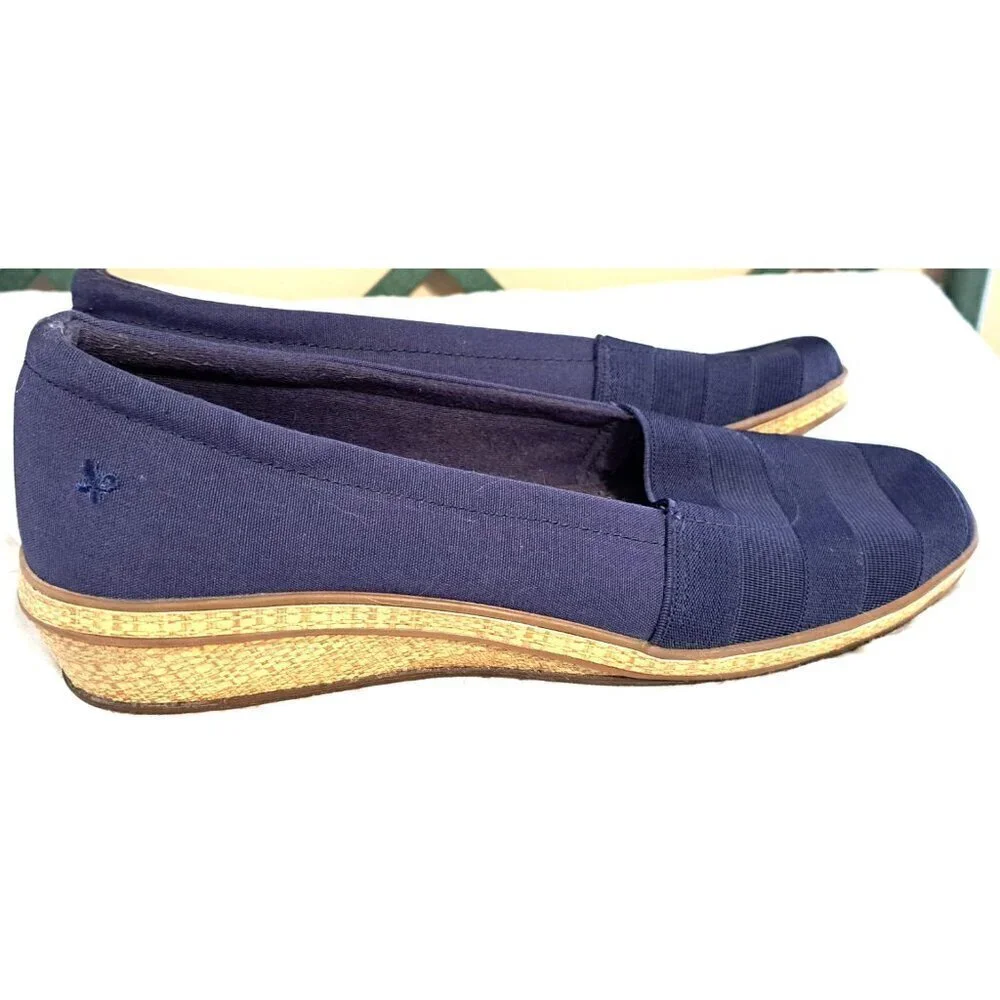 Grassshoppers Ortholite Women's 11M Navy Blue Flats FLAW